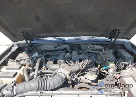 2000 Ford Explorer Sport from USA, damaged, VIN 1FMYU70E5YUA56172